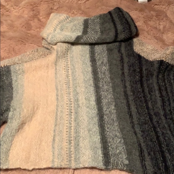 Free People Sweaters - Free people wool turtle neck sweater